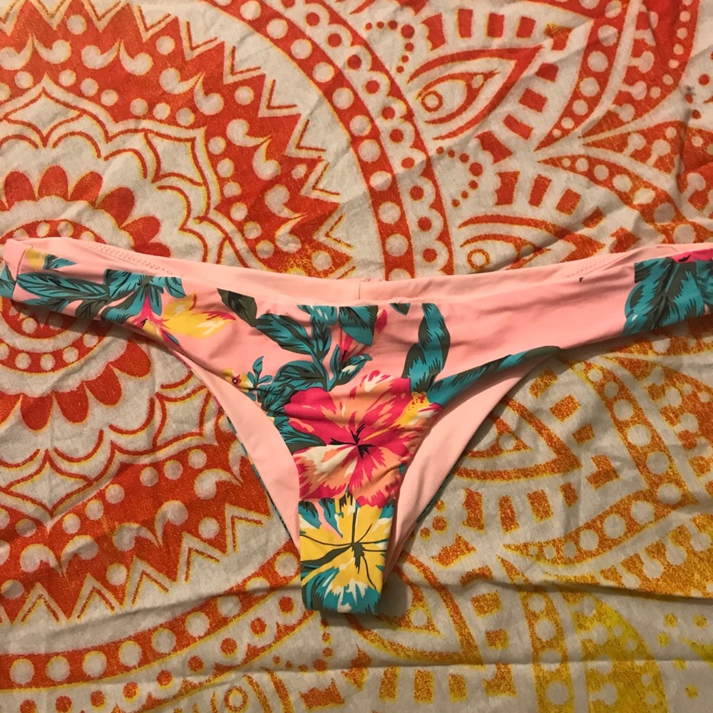 Floral XL bottoms